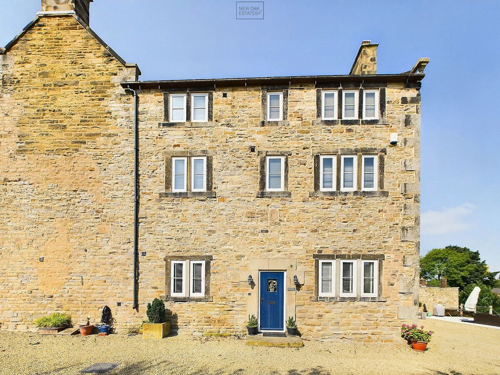 Property photo 1 of 50