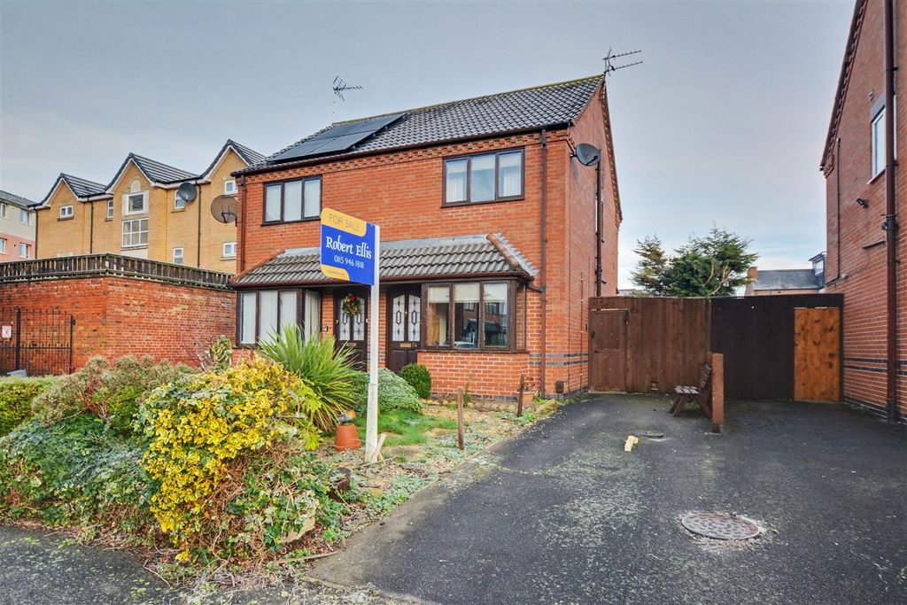 Property photo 1 of 14