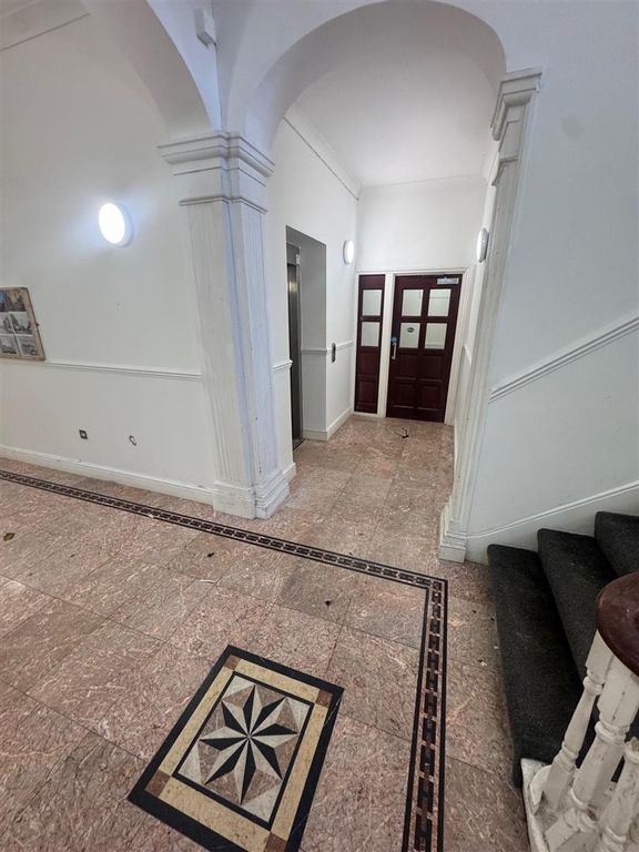 Property photo 2 of 12 Communal Lobby And Lift.Jpg
