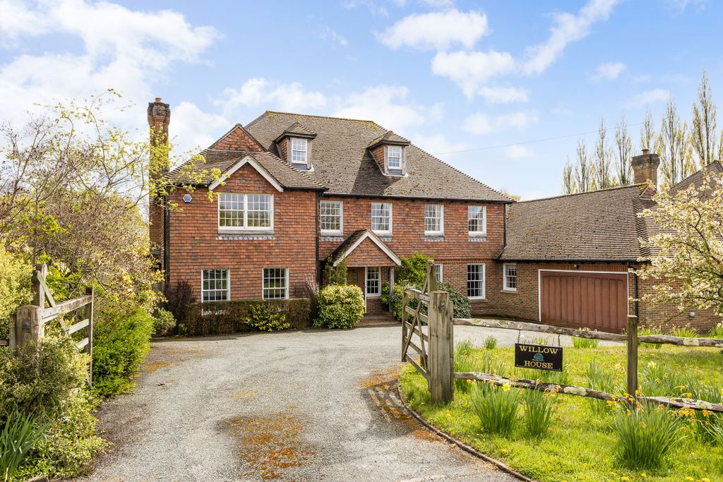 Property photo 1 of 24