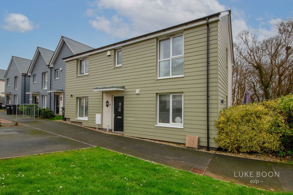 Property photo 1 of 20