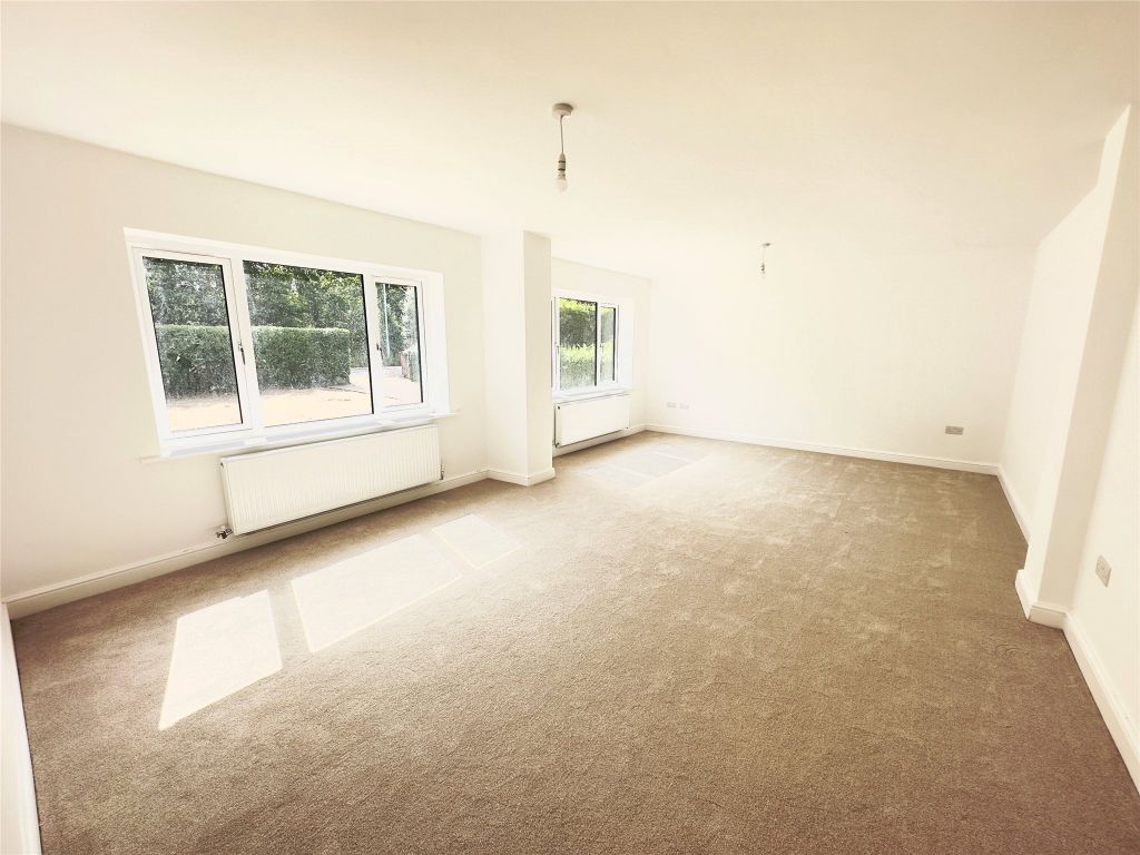 Property photo 2 of 10 Picture No. 15