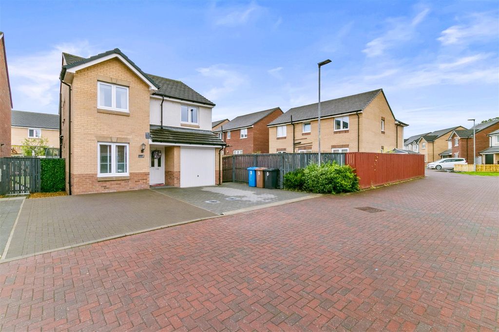 Property photo 1 of 26 Glenalmond-1.Jpg