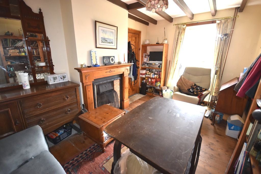 Property photo 3 of 29