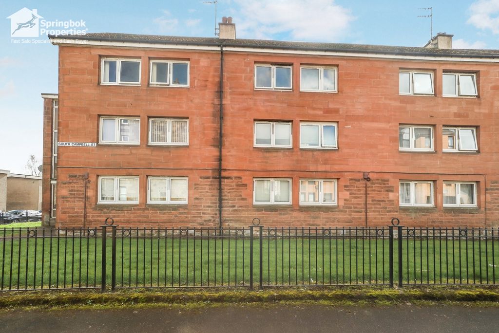 Property photo 1 of 11 Front View