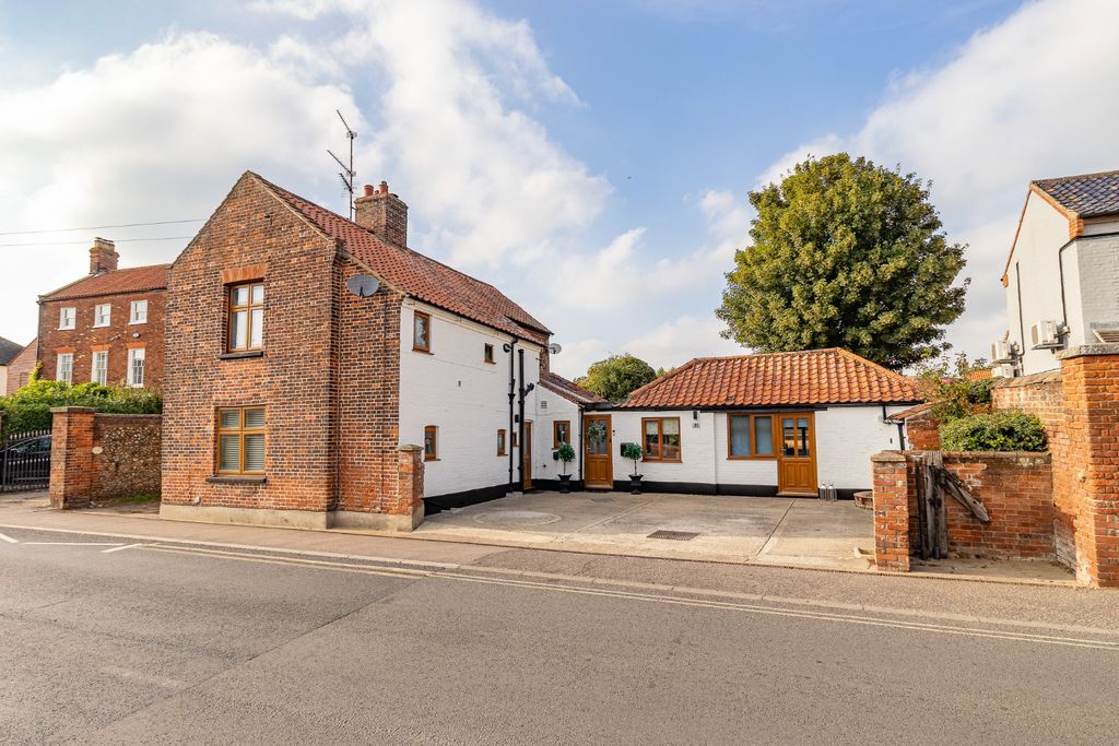 Property photo 1 of 33 5349241