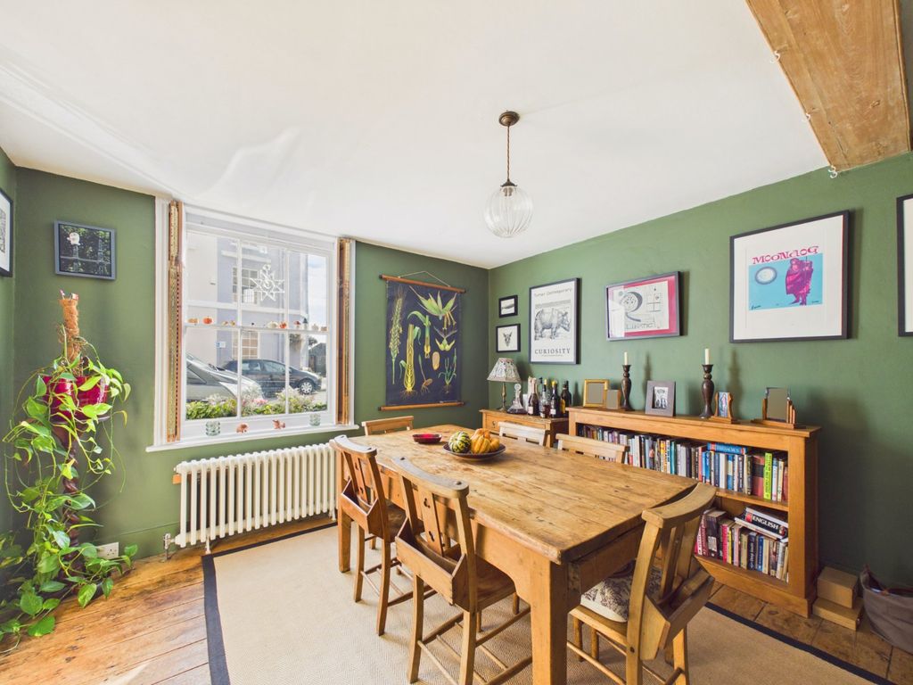 Property photo 3 of 26 Dining Room
