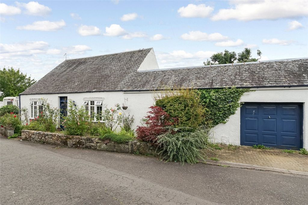 Property photo 1 of 22 External