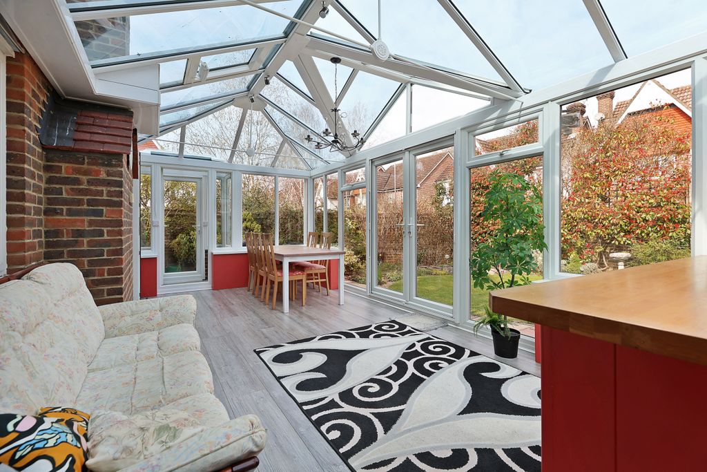 Property photo 3 of 17 Picture No. 18