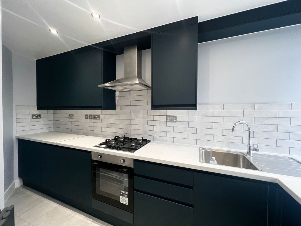 Property photo 3 of 28