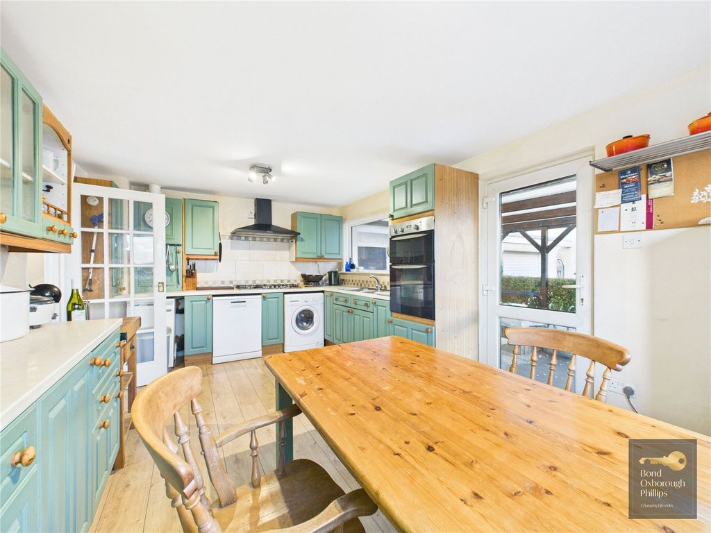 Property photo 3 of 24 Picture No. 20