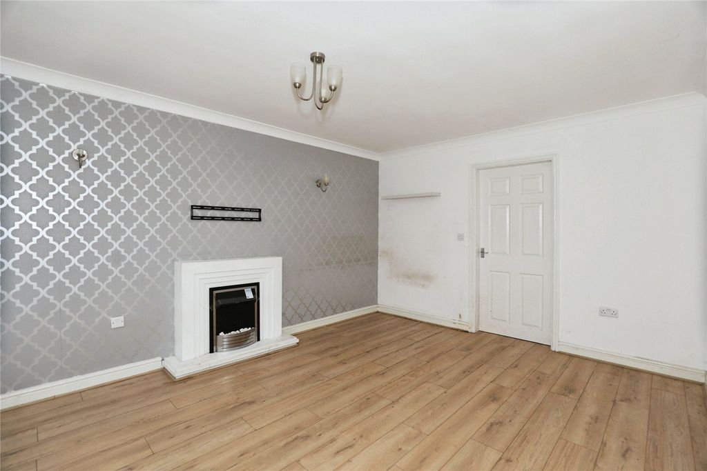 Property photo 2 of 18 Picture No. 02