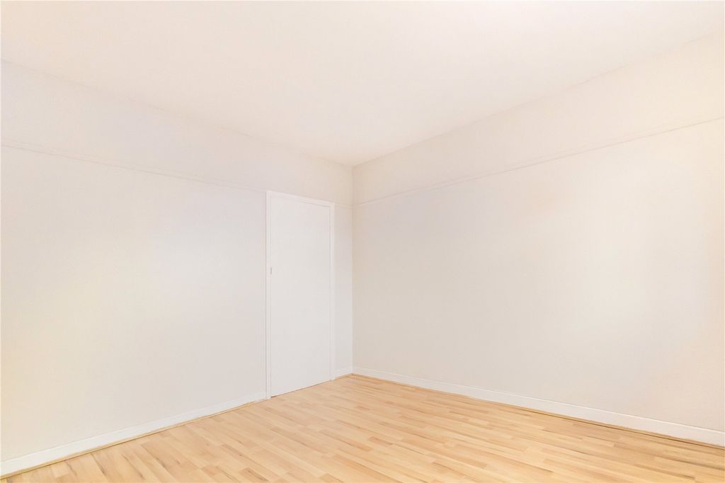 Property photo 2 of 5 Picture No. 03