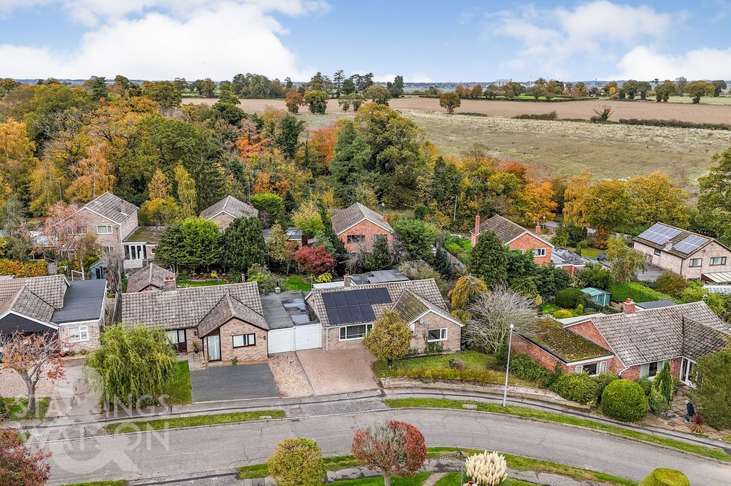 Property photo 1 of 29