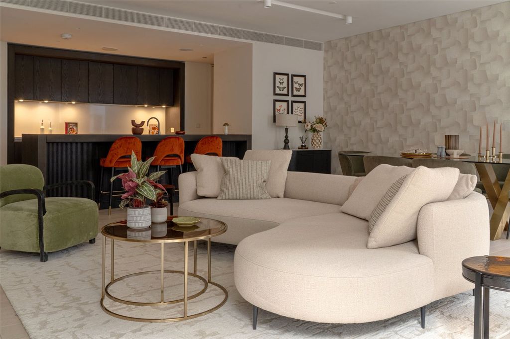 Property photo 1 of 19 Open Plan Living