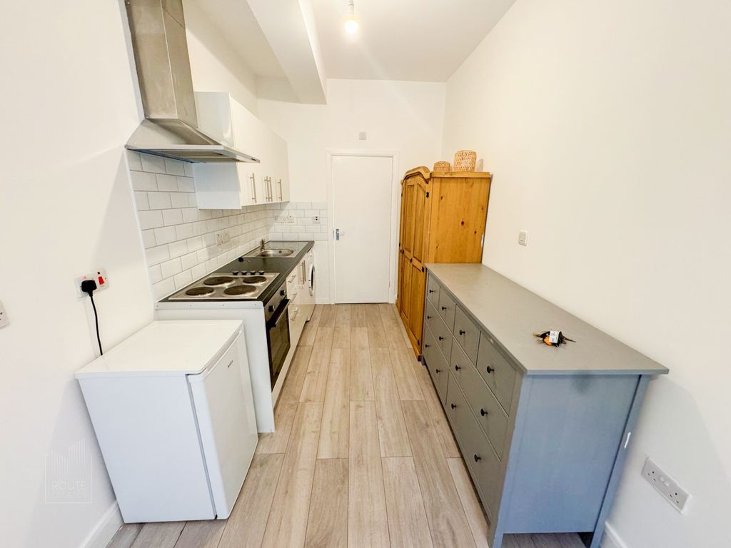 Property photo 2 of 4 Photo 3