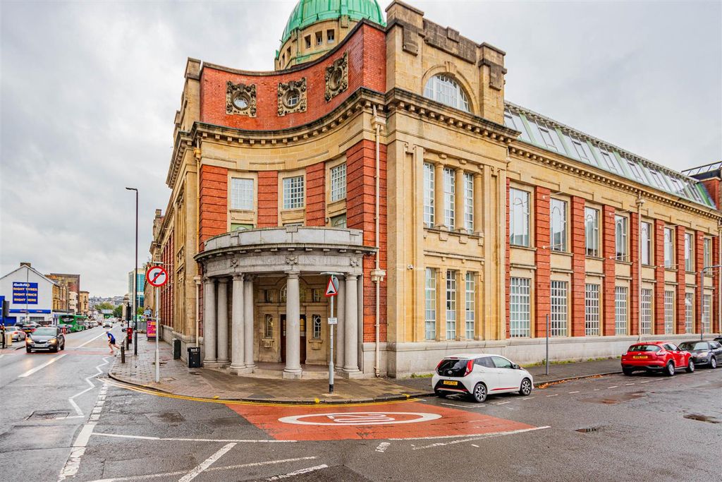 Property photo 1 of 13 The Old Arts College 2-13.Jpg