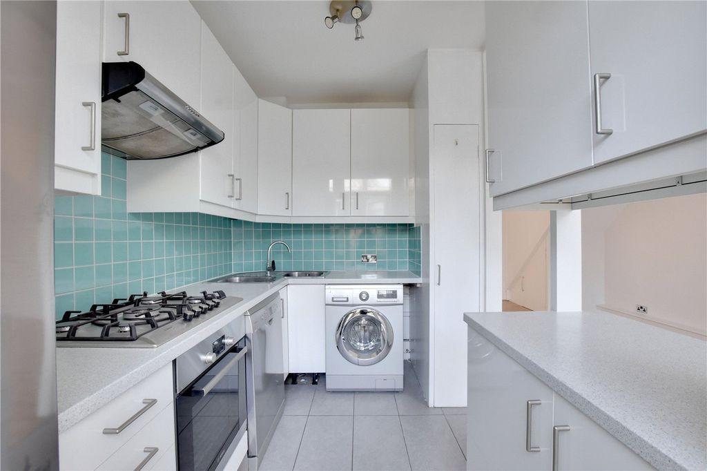 Property photo 3 of 15 Picture No. 31