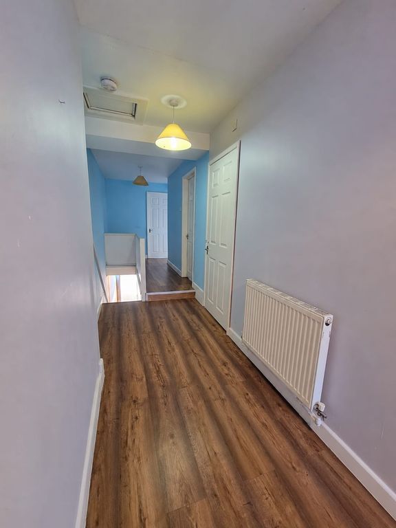 Property photo 1 of 6 2 Bed Flat To Rent Careau Road, Maesteg Cf34