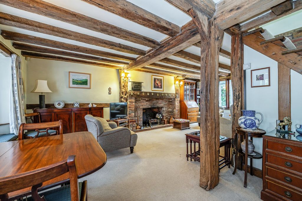 Property photo 2 of 13