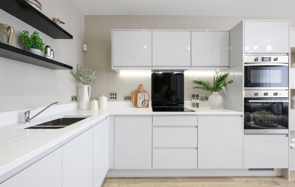 Property photo 2 of 15 Fairview New Homes - Zoopla -