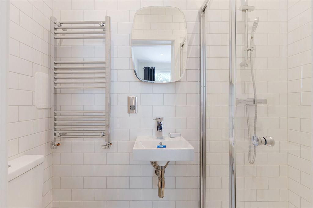 Property photo 3 of 8 Picture No. 21