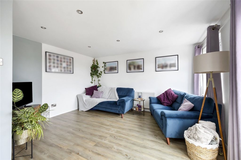 Property photo 3 of 17 Picture No. 07