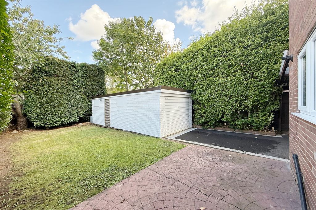 Property photo 3 of 11 Rear Garden
