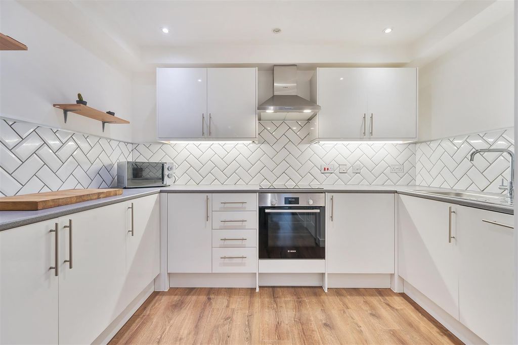 Property photo 1 of 12 Kitchen.Jpg
