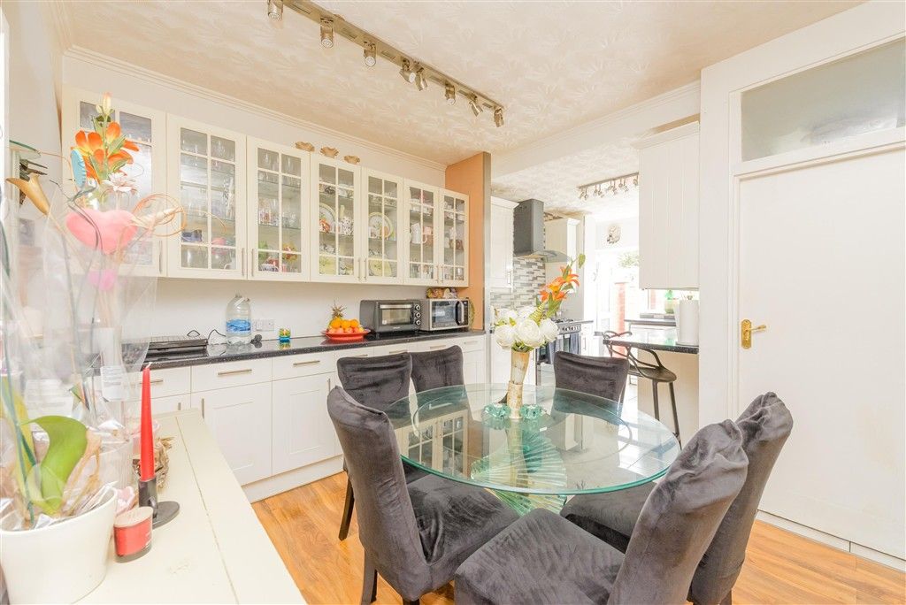 Property photo 3 of 11 Kitchen/Diner