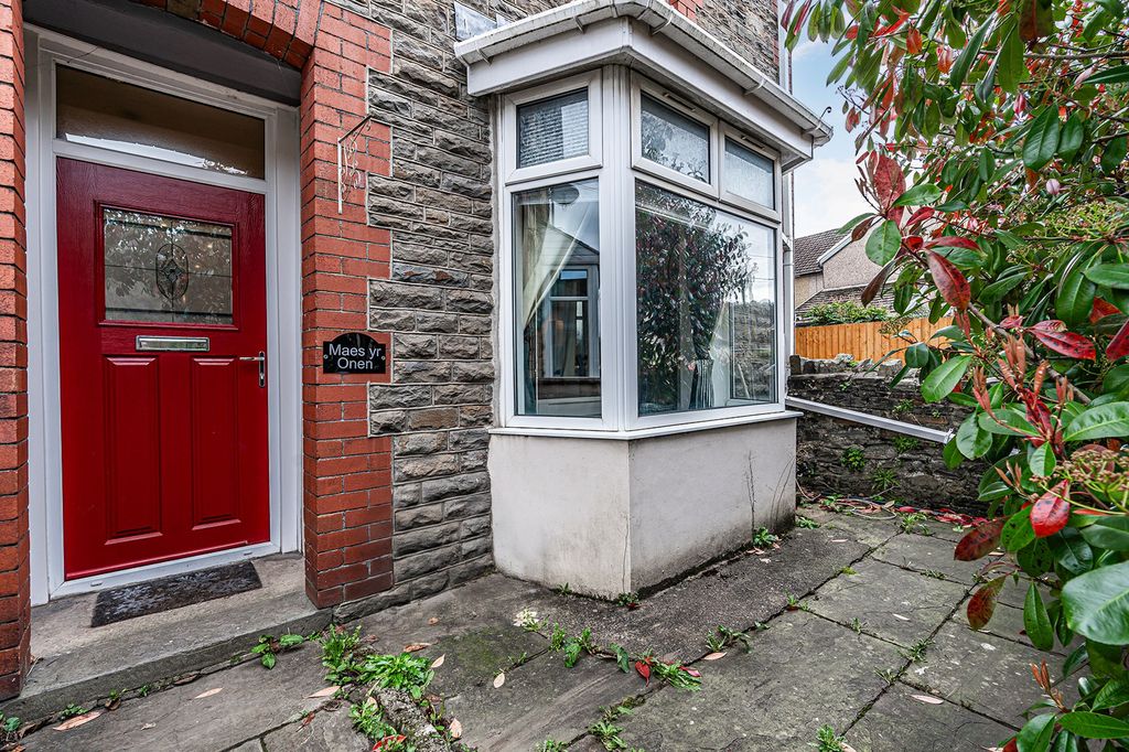 Property photo 1 of 35