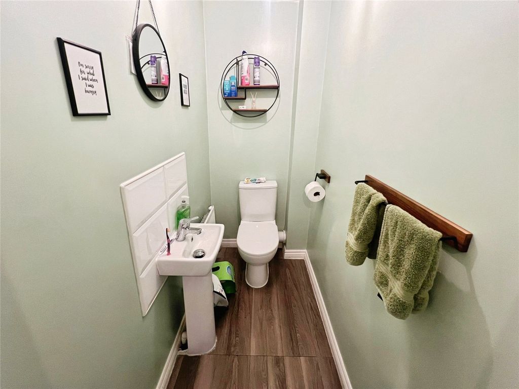 Property photo 3 of 15 Wc
