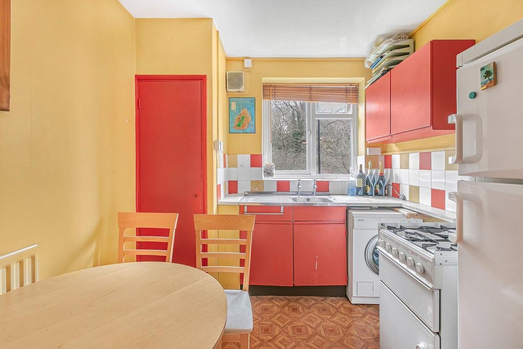 Property photo 1 of 12 12_44354.Jpg