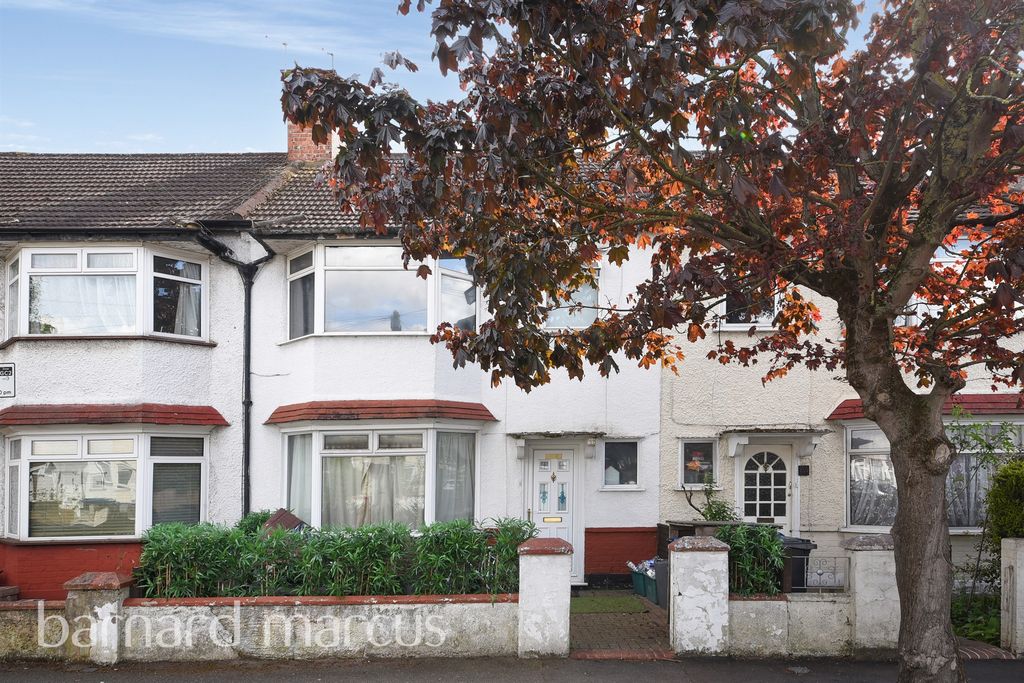 Property photo 1 of 8