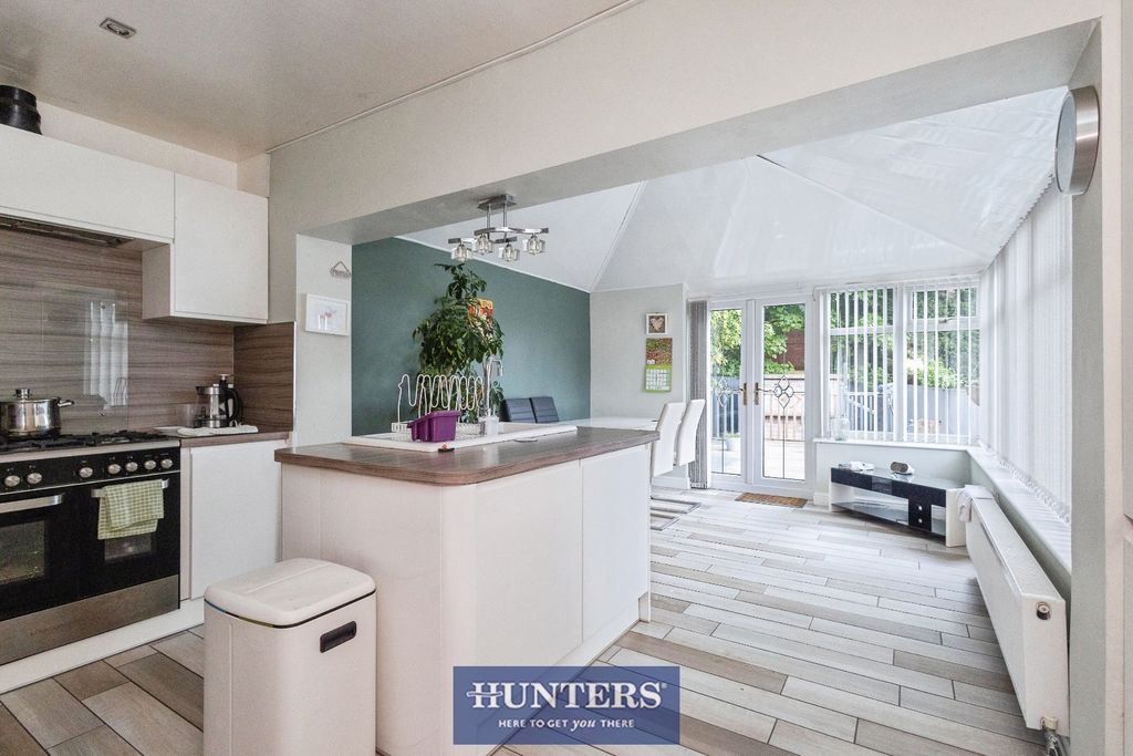 Property photo 3 of 27 Pbox-Img.Jpg