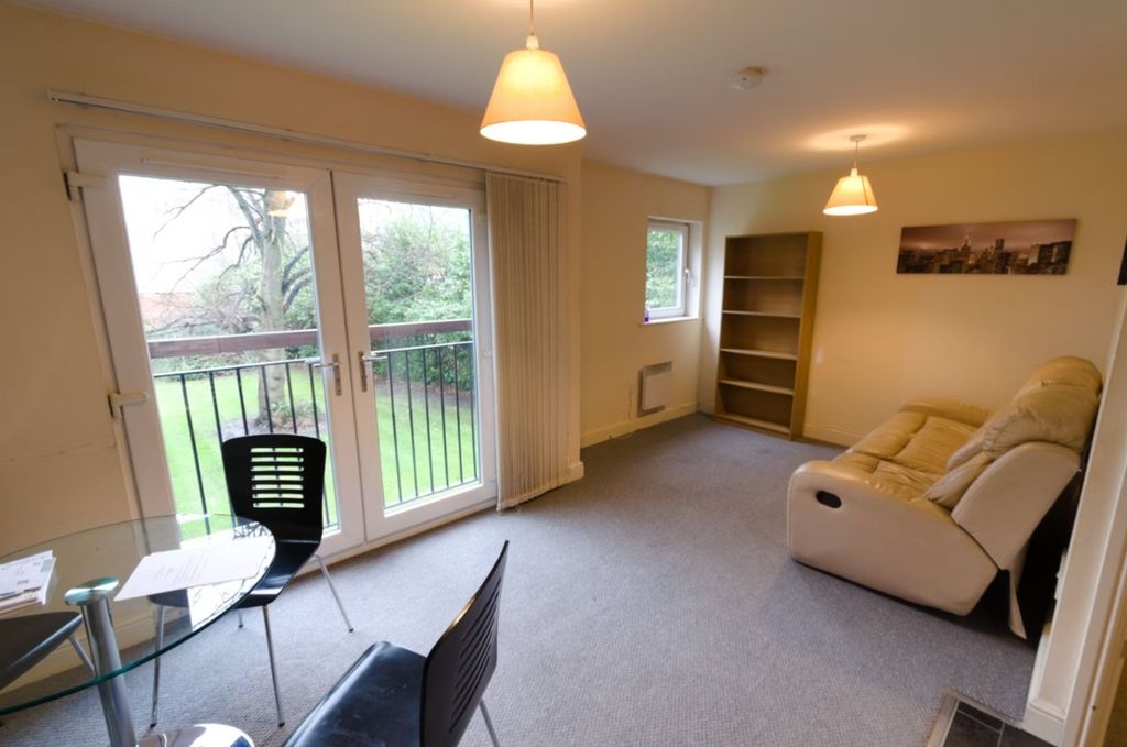 Property photo 2 of 5