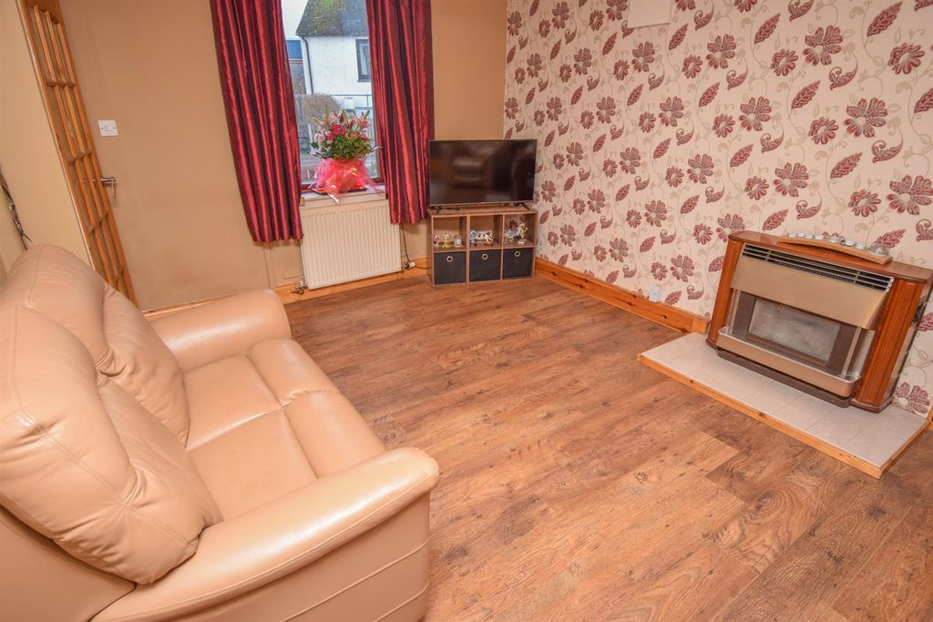 Property photo 2 of 20 Lounge-2.Jpg