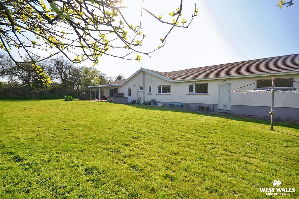 Property photo 1 of 25 Rear Garden
