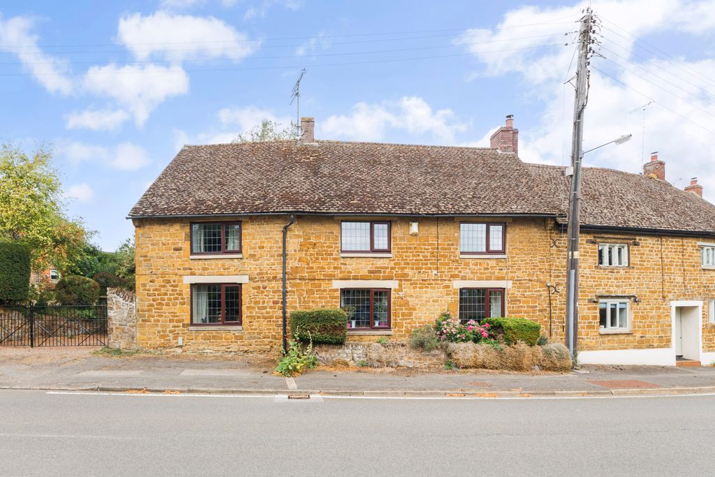 Property photo 1 of 19