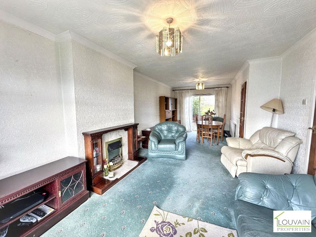 Property photo 2 of 22