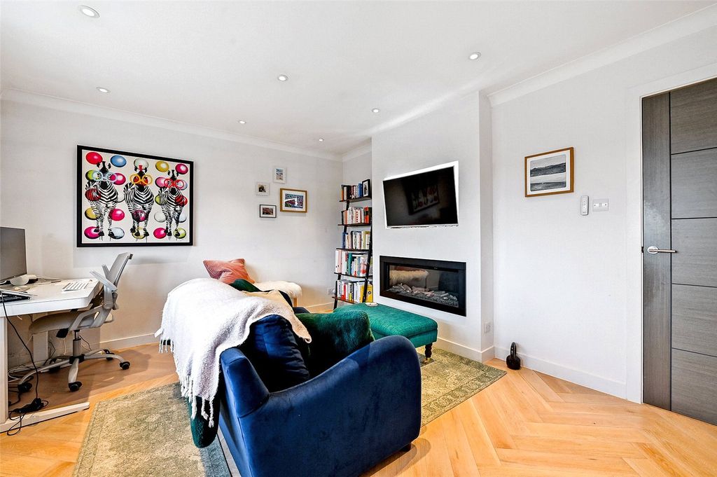 Property photo 2 of 8 Living Room