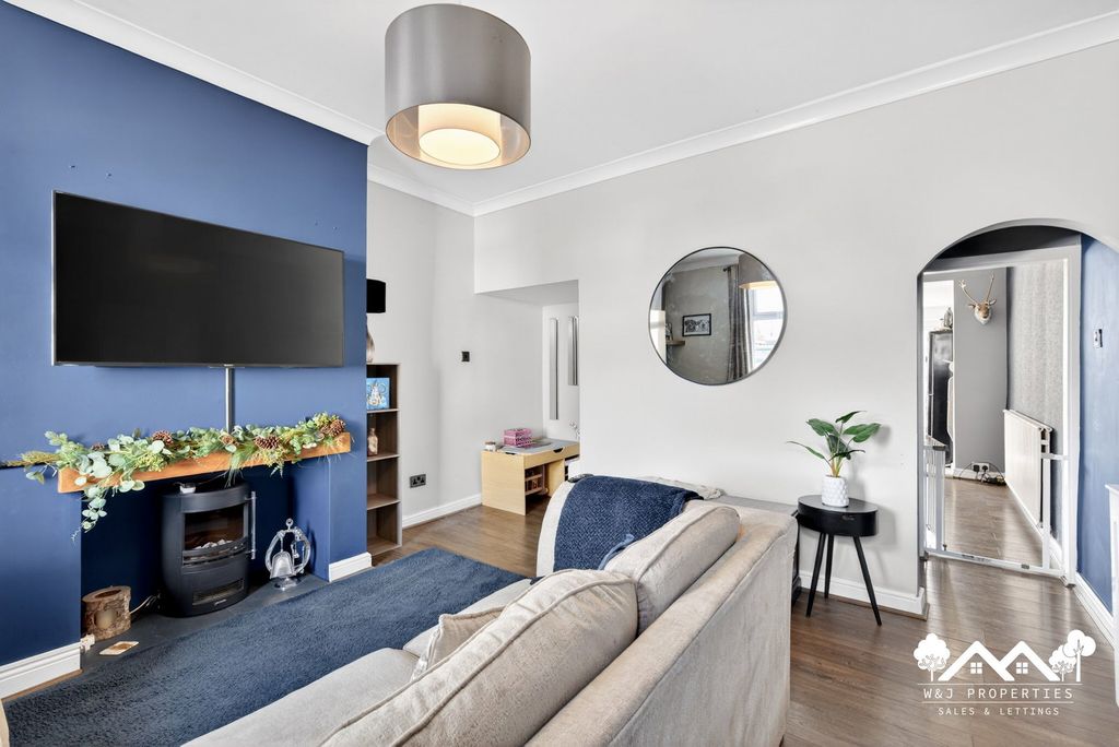 Property photo 1 of 26