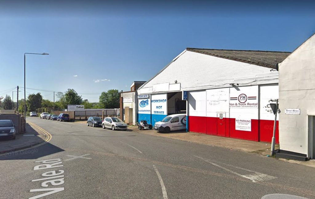 Property photo 1 of 5