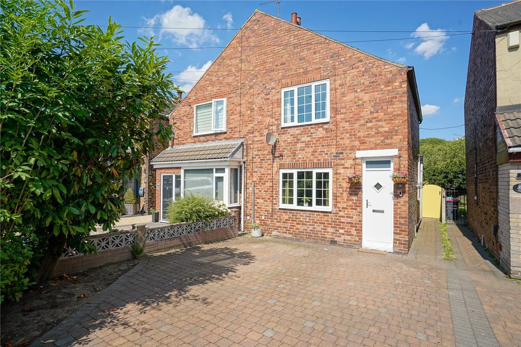 Property photo 1 of 17 Picture No. 16
