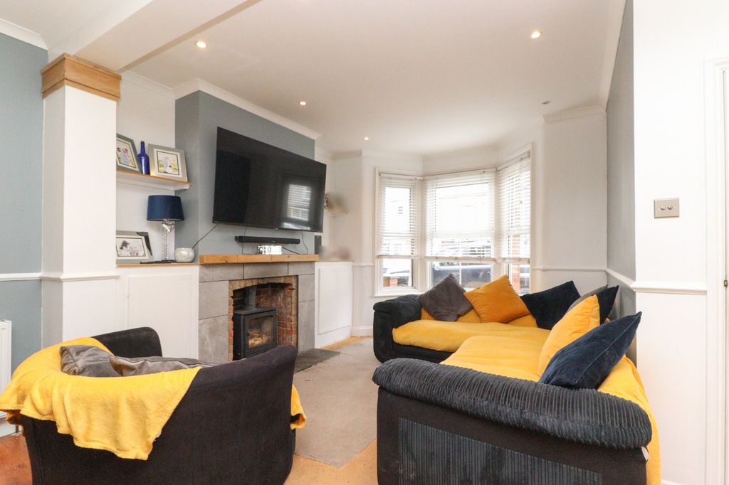 Property photo 2 of 14 Picture 2