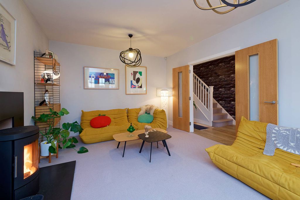 Property photo 3 of 30