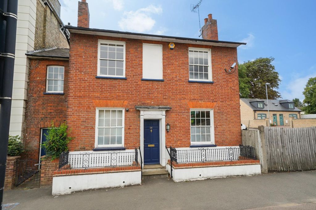 Property photo 1 of 24