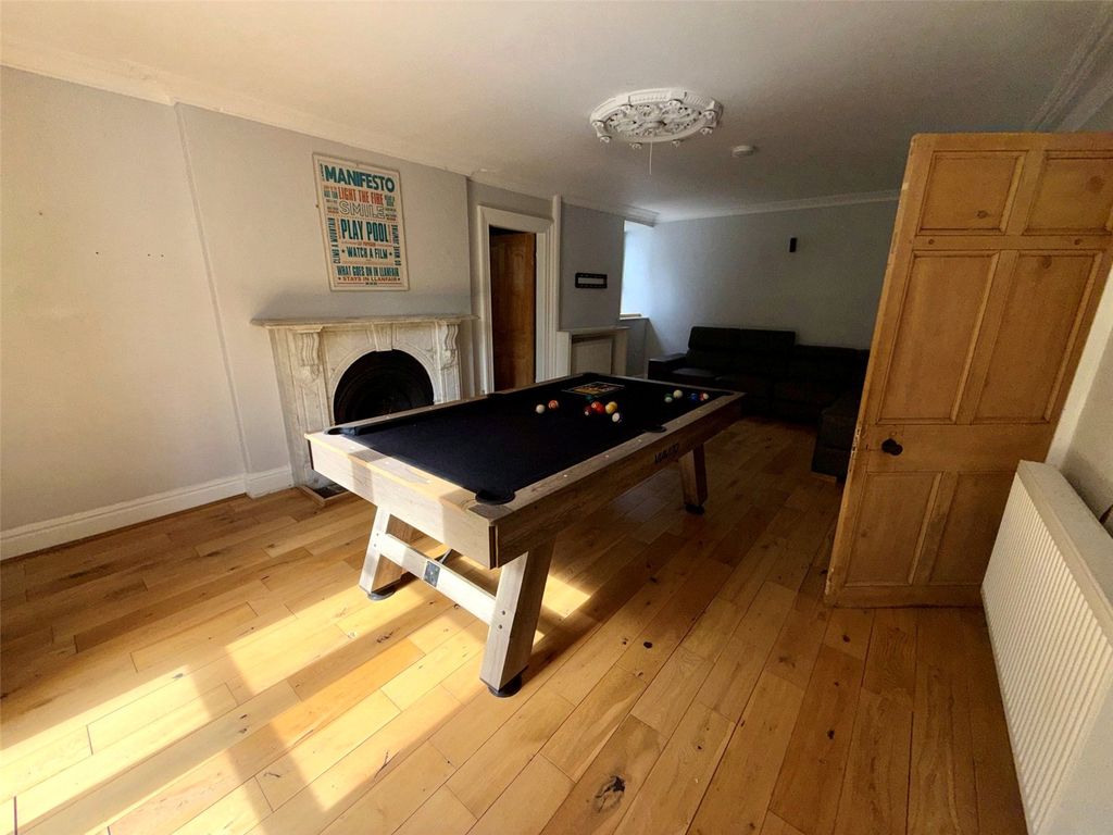 Property photo 3 of 25 Picture No. 16