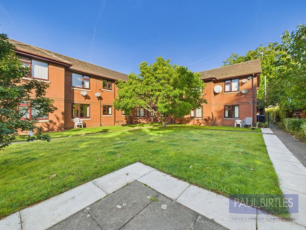 Property photo 2 of 10 Cam04378G0-Pr0217-Still019.Jpg