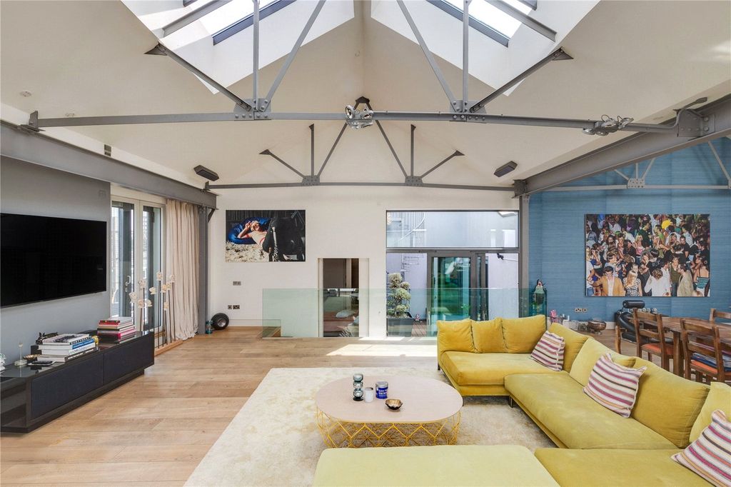 Property photo 1 of 15 Picture No. 01